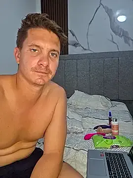 Siempre-locos69 on StripChat