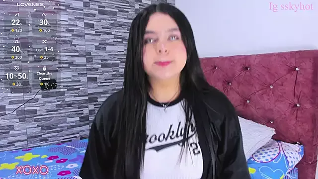 skyhotgirll on StripChat