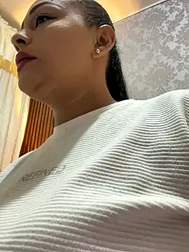 sofia_xxx02 on StripChat