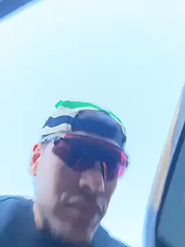 StrokingDaddy4 on StripChat