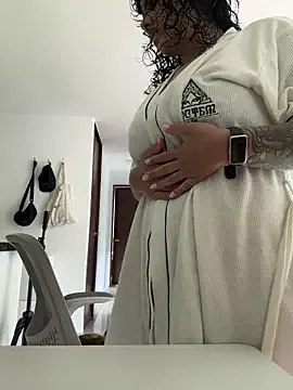 SugarTroubl33 — MISSIONARY FUCK & NIPPLE CLAMPS