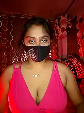 Sweet-Maddlina on StripChat