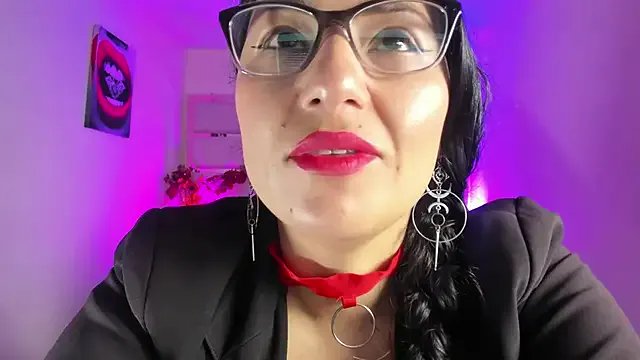 tamara_rouse1 on StripChat 