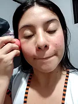 tara20_ on StripChat 