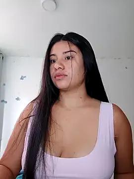 tara20_ on StripChat 