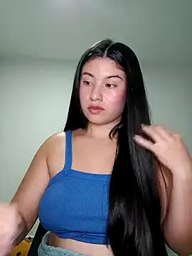 tara20_ on StripChat 