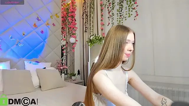 Tessa_Sunn on StripChat 