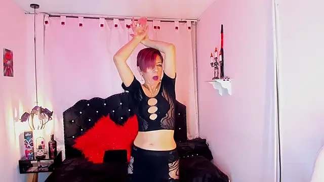 Trinityy__ on StripChat