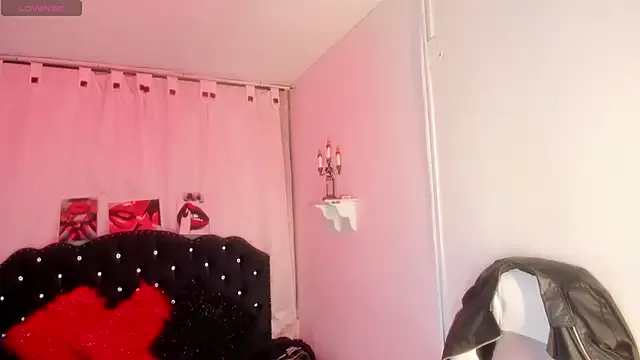 Trinityy__ on StripChat