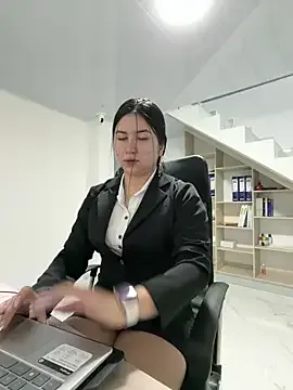 VAL_PRINCESS on StripChat