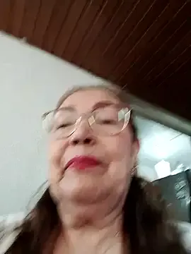 Vicky_Rosse on StripChat