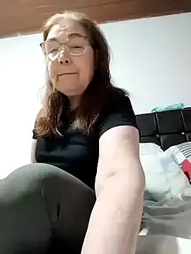 Vicky_Rosse on StripChat