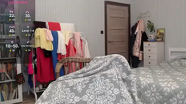 Vivian_Violet_ on StripChat