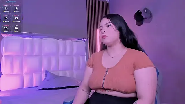 xCharlotte_20 on StripChat