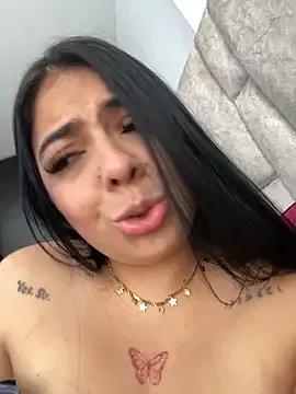 xoxo_sol on StripChat 