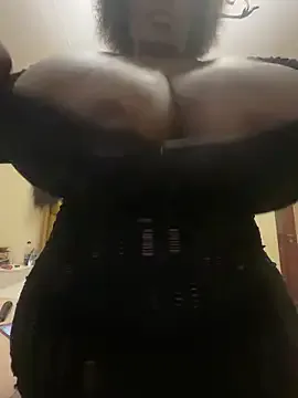 xXXSexyamazon — LETS FREAK OFF GIANTESS LOVE