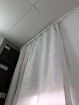 Yisel_smith on StripChat