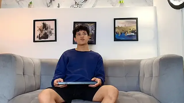 YOUNG_GUYS1
