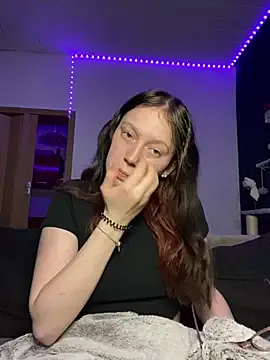 YoungLisaa18 — Show me your Tits and Ass 1 Min 